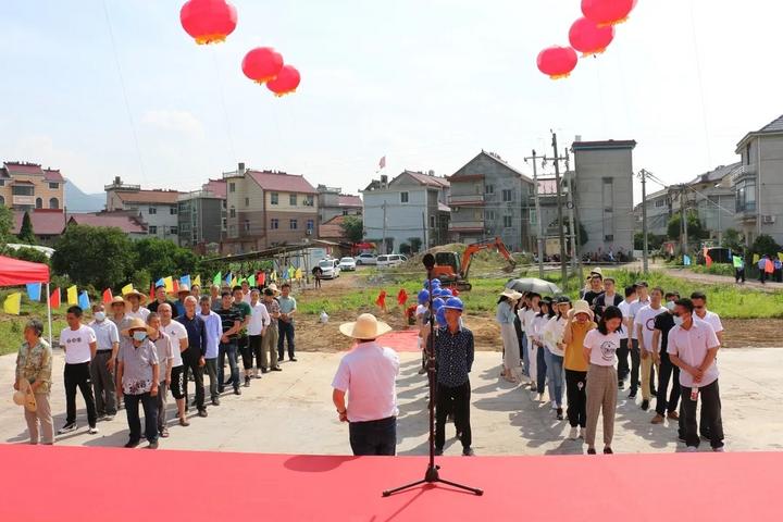 5月12日下午,柯城区航埠镇北二村举行农贸市场奠基仪式.