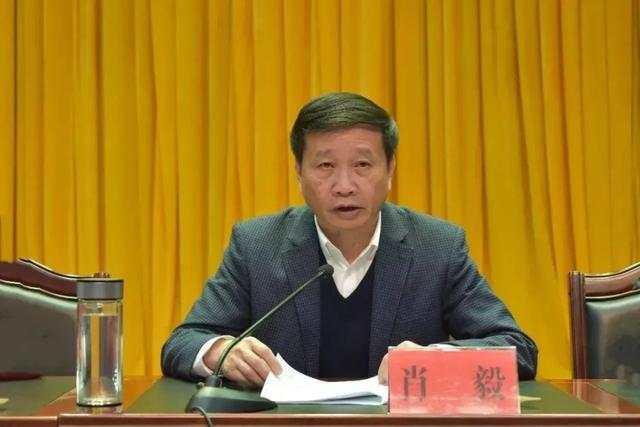 余姚新闻网 新闻联播      在史文清之前,2014年9月,内蒙古自治区党委