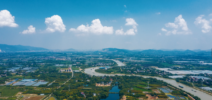 湖州市长兴县西苕溪湘家荡,属长江流域太湖水系.