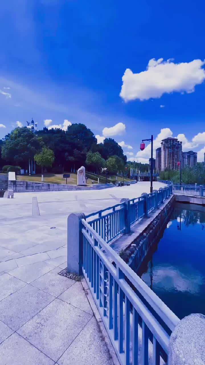 台州永安公园正午风光身边的美好