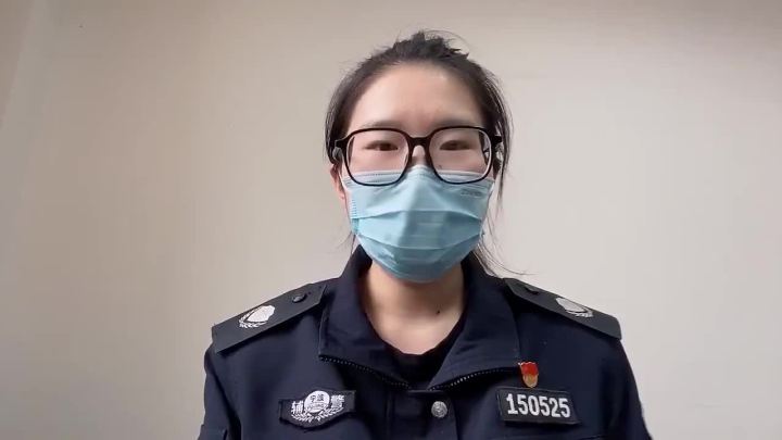 專八英語技能上線北侖90後女輔警宣講疫情防控