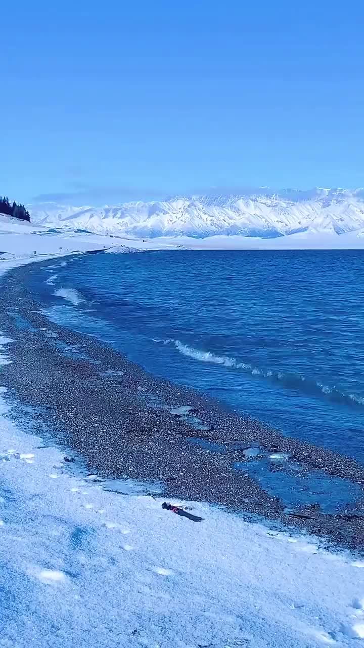 赛里木湖冬天图片图片