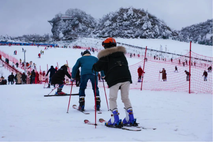 红崖大峡谷滑雪场门票图片