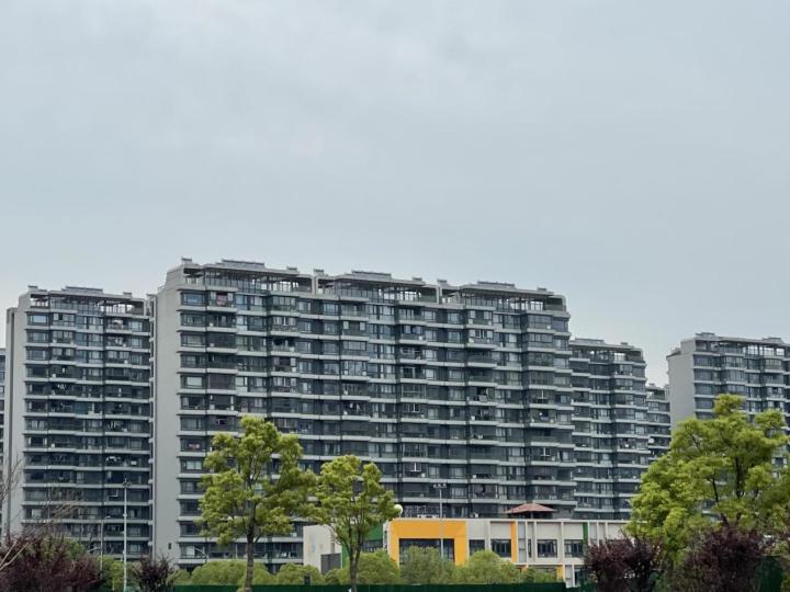 76i878989.jpg