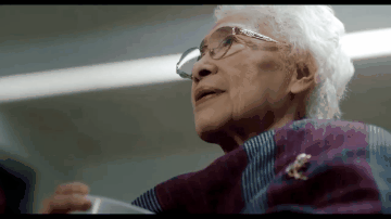 微电影《守候》.gif
