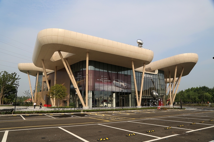 网红餐厅,无人酒店,超级充电站……杭州高速西湖服务区今起恢复营业