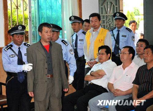 云南躲猫猫案一审宣判两名警察获刑