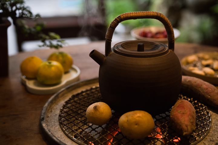 围炉煮茶成时下流行生活方式，我们围的是什么？