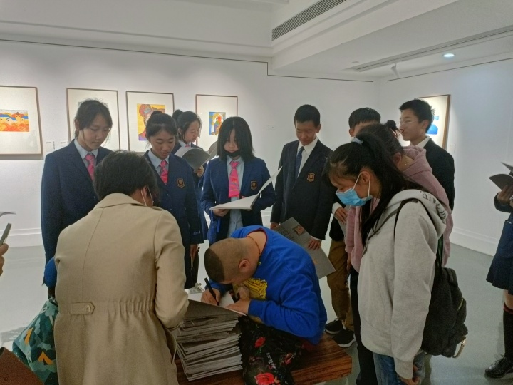 ff3ec1e537d7f54ab645185d378c3ce.jpg