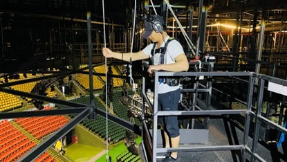 演出前检查.jpg