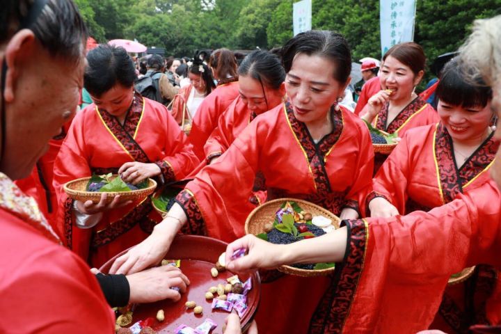 C981EE74E089E44B8CB3214A5A64C7C0_750_750.jpg