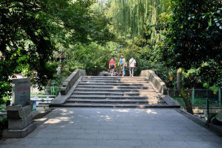 六部桥.jpg