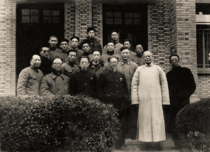 186-1（1954年省文管会全体合影）.jpg