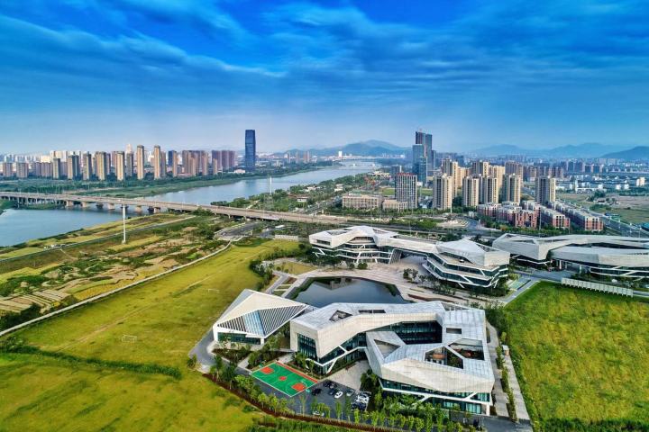 上虞曹娥江“一江两岸”风光.jpg
