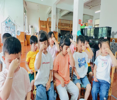 爱眼护眼(1)615.png