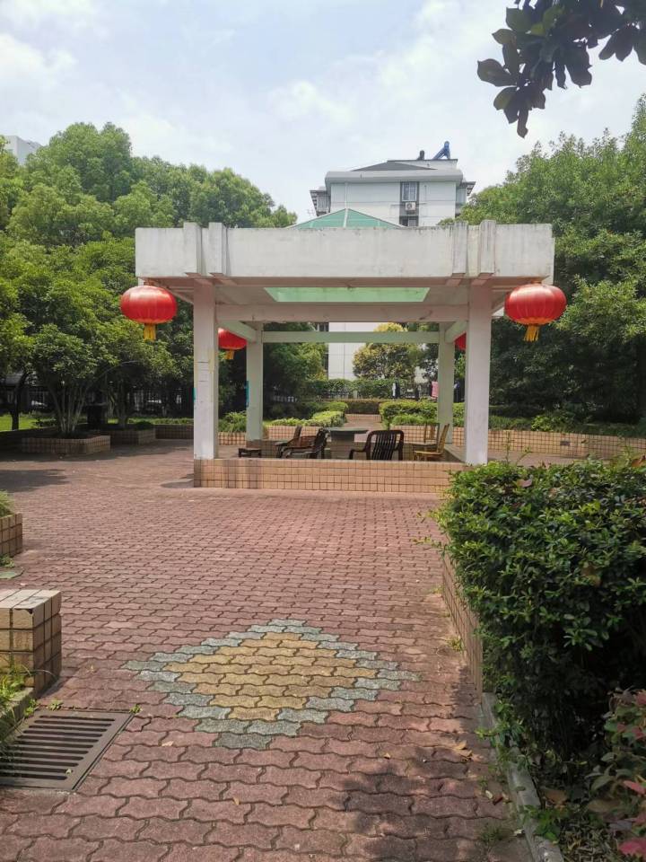 柳营花园路面修整后 长庆街道供图.jpg