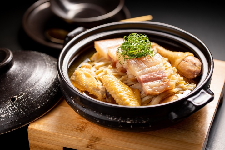 图29、咸肉蒸土鸡.jpg