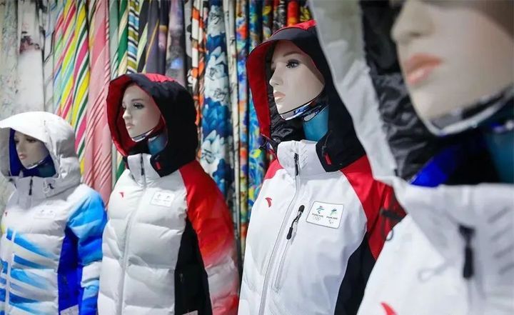 冬奥运动服印花.jpg