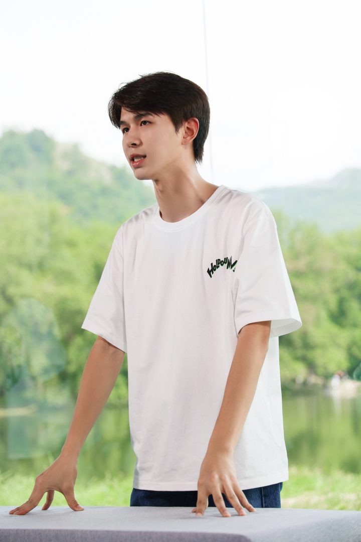 何 2.jpg