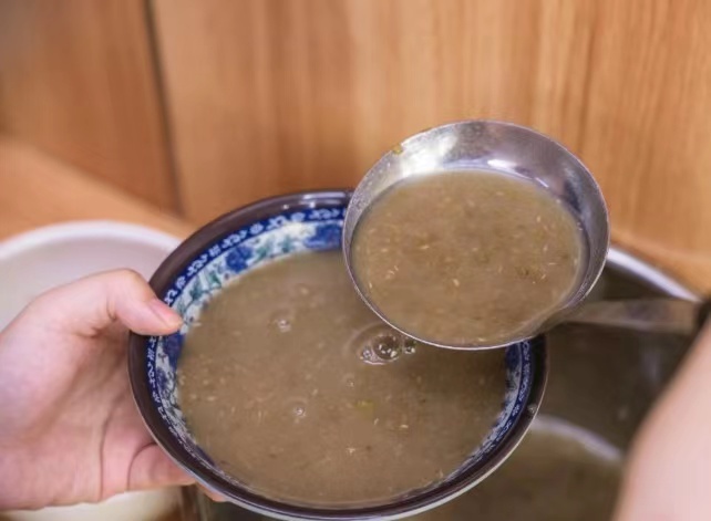好秋的绿豆汤.jpg