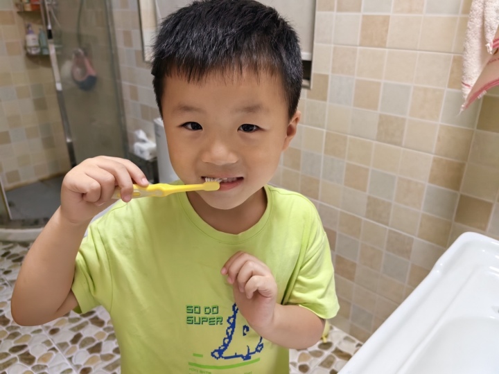 小班护齿行动-刷牙 (7).jpg