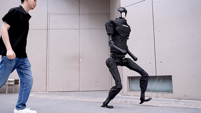 [原始]H1通用人形机器人.gif