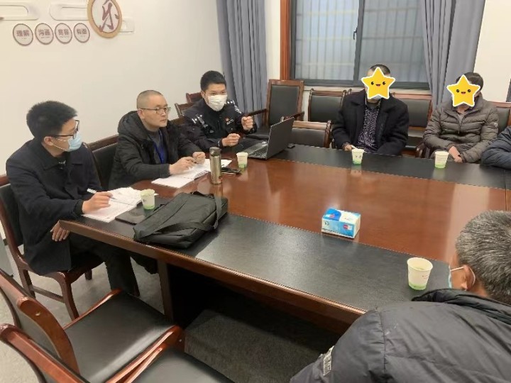 交通事故调解现场.jpg