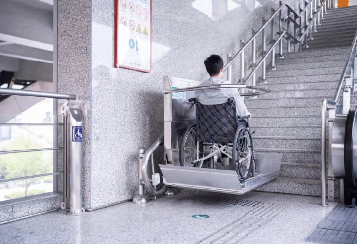 地铁助残2.jpg